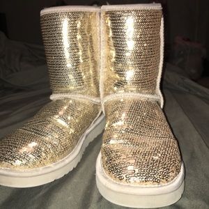 Silver sparkly UGGs!! GREAT condition